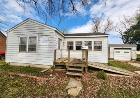 617 1st Street, Sparta, Illinois 62286, 2 Bedrooms Bedrooms, 5 Rooms Rooms,1 BathroomBathrooms,Residential,For Sale,1st,MAR25007773