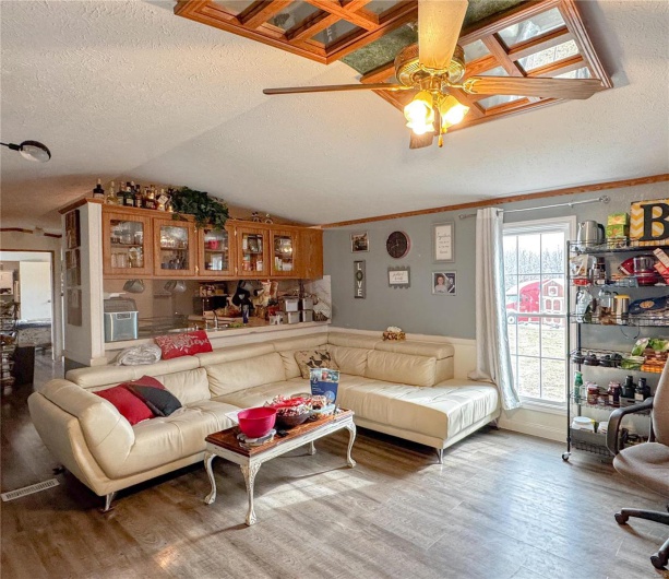 934 County Road 68, Bixby, Missouri 65439, 3 Bedrooms Bedrooms, 6 Rooms Rooms,2 BathroomsBathrooms,Residential,For Sale,County Road 68,MAR25008703