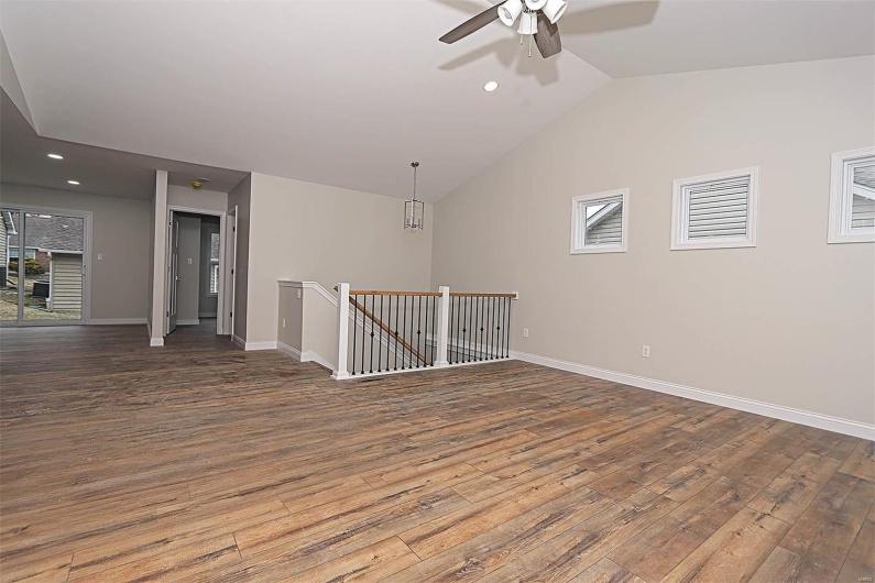 40 Butterfield, Farmington, Missouri 63640, 2 Bedrooms Bedrooms, 5 Rooms Rooms,2 BathroomsBathrooms,Residential,For Sale,Butterfield,MAR25009130
