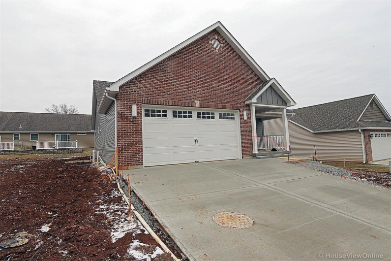 40 Butterfield, Farmington, Missouri 63640, 2 Bedrooms Bedrooms, 5 Rooms Rooms,2 BathroomsBathrooms,Residential,For Sale,Butterfield,MAR25009130