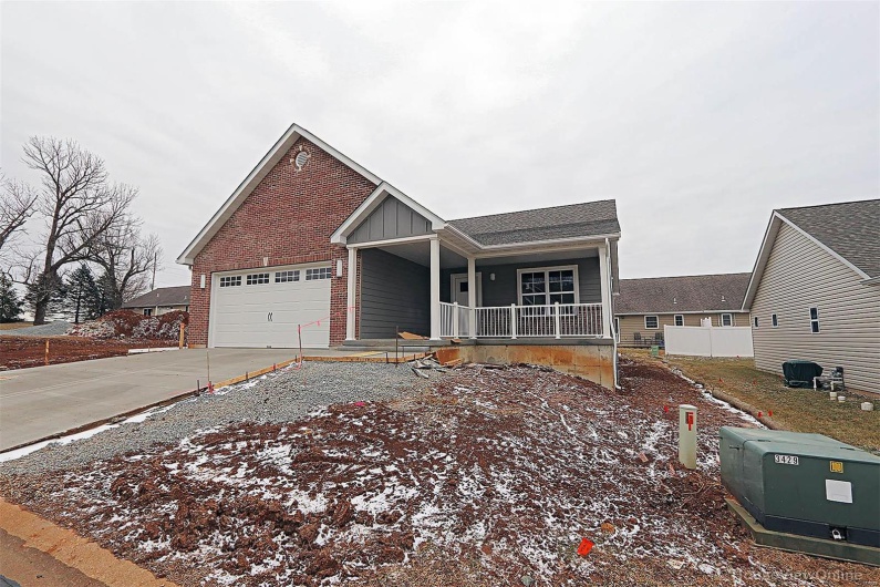 40 Butterfield, Farmington, Missouri 63640, 2 Bedrooms Bedrooms, 5 Rooms Rooms,2 BathroomsBathrooms,Residential,For Sale,Butterfield,MAR25009130