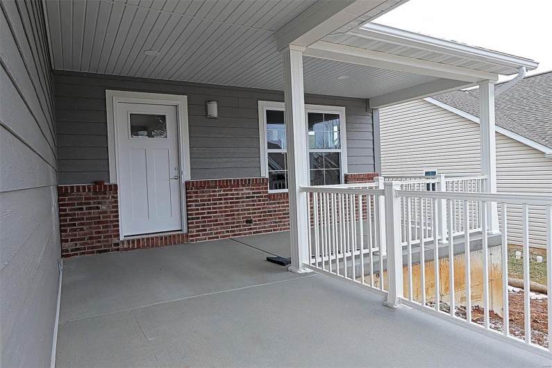40 Butterfield, Farmington, Missouri 63640, 2 Bedrooms Bedrooms, 5 Rooms Rooms,2 BathroomsBathrooms,Residential,For Sale,Butterfield,MAR25009130