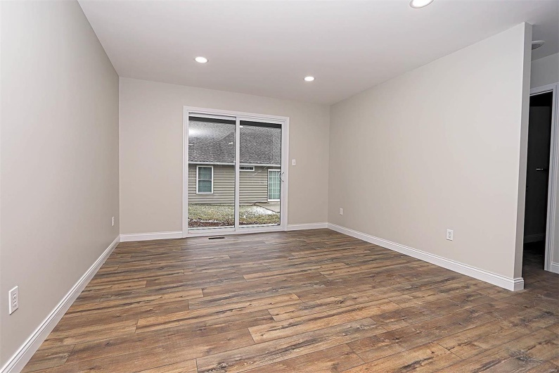 40 Butterfield, Farmington, Missouri 63640, 2 Bedrooms Bedrooms, 5 Rooms Rooms,2 BathroomsBathrooms,Residential,For Sale,Butterfield,MAR25009130