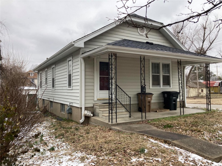 121 Park Avenue, Cape Girardeau, Missouri 63701, 3 Bedrooms Bedrooms, 6 Rooms Rooms,2 BathroomsBathrooms,Residential,For Sale,Park,MAR25008530