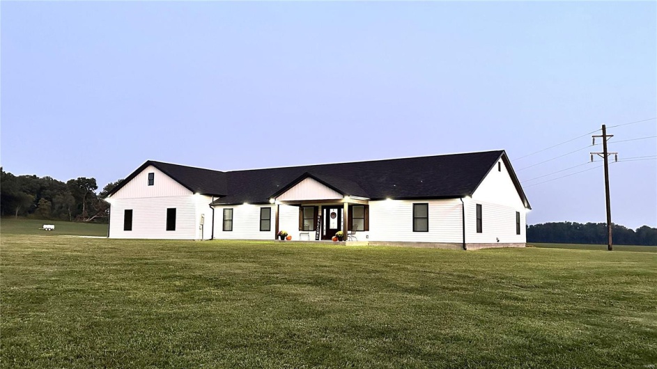 20166 County Road 514, Bloomfield, Missouri 63825, 4 Bedrooms Bedrooms, 8 Rooms Rooms,2 BathroomsBathrooms,Residential,For Sale,County Road 514,MAR25009195