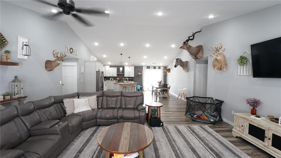 20166 County Road 514, Bloomfield, Missouri 63825, 4 Bedrooms Bedrooms, 8 Rooms Rooms,2 BathroomsBathrooms,Residential,For Sale,County Road 514,MAR25009195