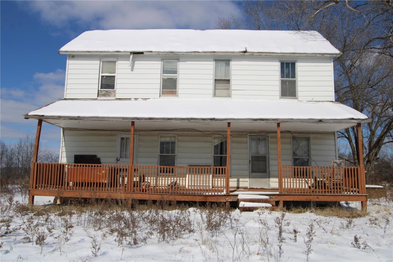 View of front of property featuring a porch