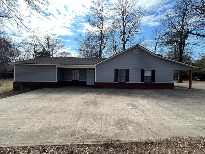 404 Everett Street, Kennett, Missouri 63857, 3 Bedrooms Bedrooms, 9 Rooms Rooms,2 BathroomsBathrooms,Residential,For Sale,Everett,MAR25009526