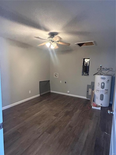 404 Everett Street, Kennett, Missouri 63857, 3 Bedrooms Bedrooms, 9 Rooms Rooms,2 BathroomsBathrooms,Residential,For Sale,Everett,MAR25009526