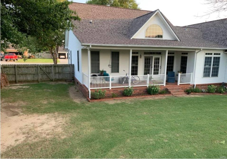 902 Sutton Place, Kennett, Missouri 63857, 4 Bedrooms Bedrooms, 10 Rooms Rooms,2 BathroomsBathrooms,Residential,For Sale,Sutton,MAR25009305