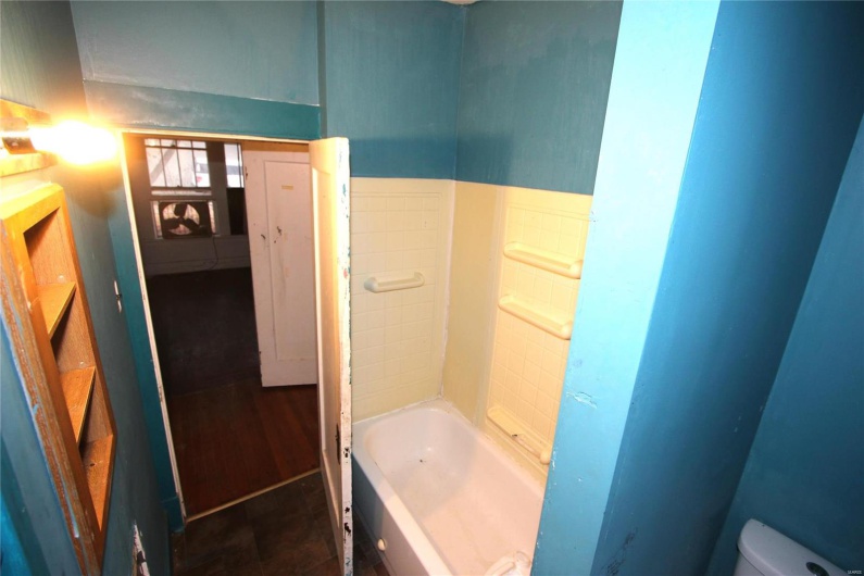 20 Oak Street, Bonne Terre, Missouri 63628, 2 Bedrooms Bedrooms, 5 Rooms Rooms,1 BathroomBathrooms,Residential,For Sale,Oak,MAR25007850