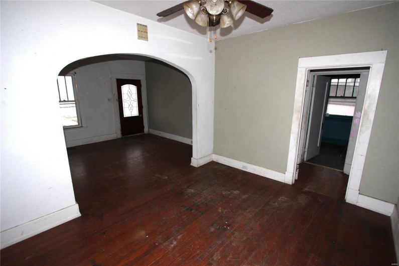 20 Oak Street, Bonne Terre, Missouri 63628, 2 Bedrooms Bedrooms, 5 Rooms Rooms,1 BathroomBathrooms,Residential,For Sale,Oak,MAR25007850