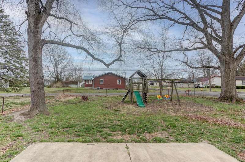 600 Washington, Sparta, Illinois 62286, 4 Bedrooms Bedrooms, 10 Rooms Rooms,1 BathroomBathrooms,Residential,For Sale,Washington,MAR25009563