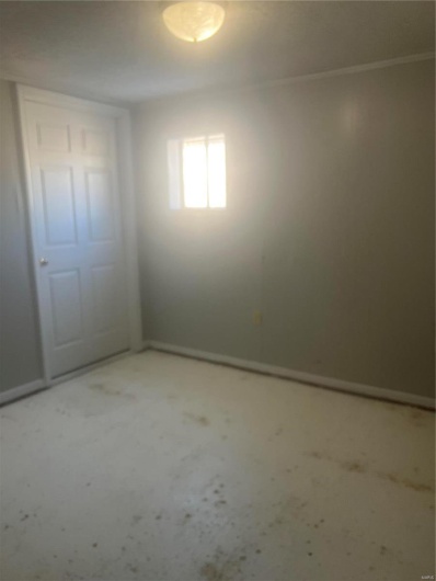 415 5TH, Poplar Bluff, Missouri 63901, 3 Bedrooms Bedrooms, 9 Rooms Rooms,2 BathroomsBathrooms,Residential,For Sale,5TH,MAR25009695