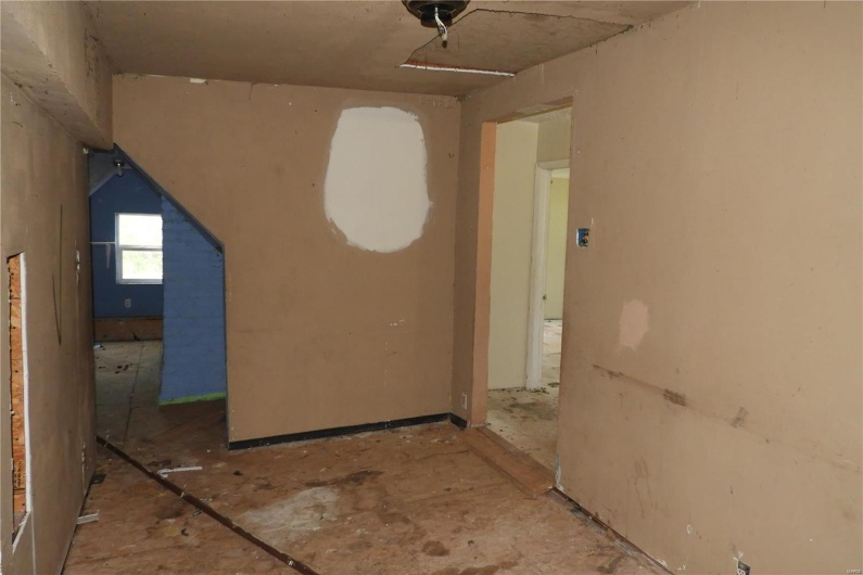 208 Simmons Avenue, Park Hills, Missouri 63601, 5 Bedrooms Bedrooms, 8 Rooms Rooms,2 BathroomsBathrooms,Residential,For Sale,Simmons,MAR24054950