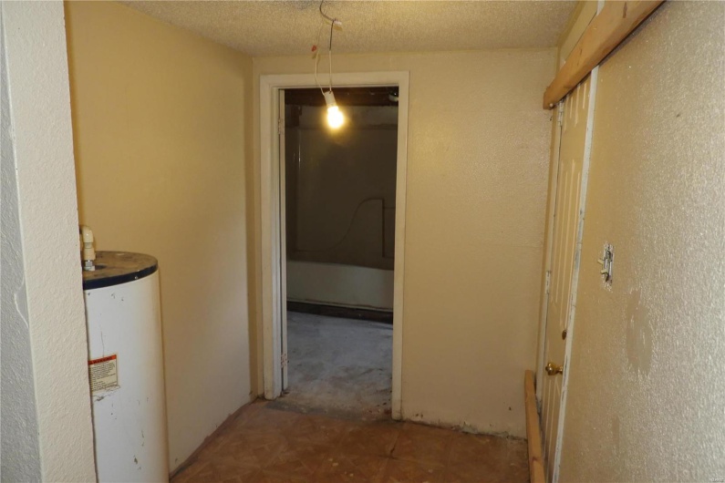 208 Simmons Avenue, Park Hills, Missouri 63601, 5 Bedrooms Bedrooms, 8 Rooms Rooms,2 BathroomsBathrooms,Residential,For Sale,Simmons,MAR24054950