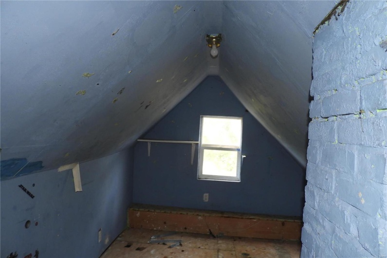 208 Simmons Avenue, Park Hills, Missouri 63601, 5 Bedrooms Bedrooms, 8 Rooms Rooms,2 BathroomsBathrooms,Residential,For Sale,Simmons,MAR24054950