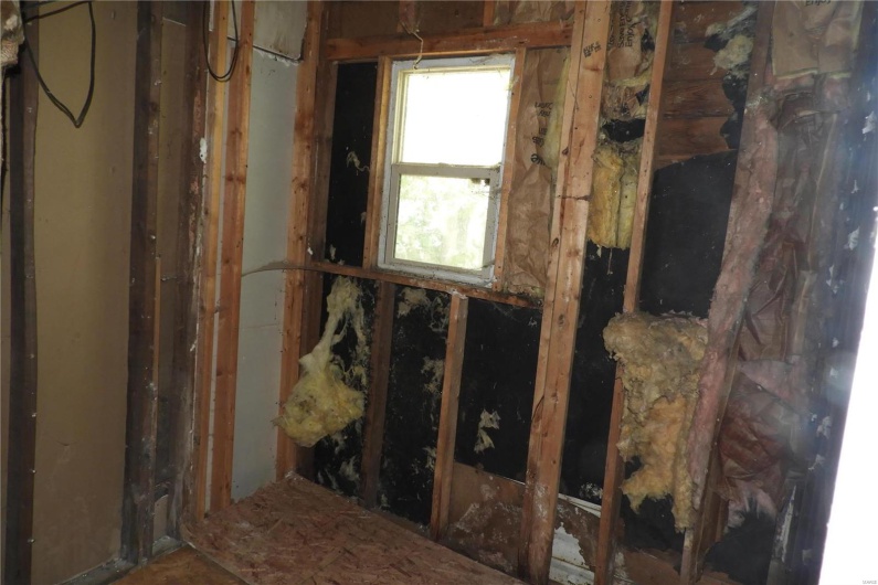 208 Simmons Avenue, Park Hills, Missouri 63601, 5 Bedrooms Bedrooms, 8 Rooms Rooms,2 BathroomsBathrooms,Residential,For Sale,Simmons,MAR24054950