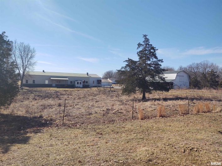 425 PIONEER Lane, Vienna, Illinois 62995, 4 Bedrooms Bedrooms, 0 ,1 BathroomBathrooms,Residential,For Sale,PIONEER,0,RMAEB456856