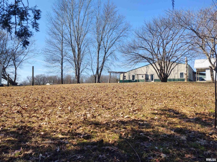 425 PIONEER Lane, Vienna, Illinois 62995, 4 Bedrooms Bedrooms, 0 ,1 BathroomBathrooms,Residential,For Sale,PIONEER,0,RMAEB456856