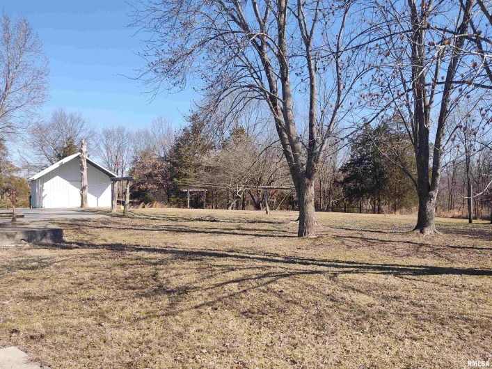 425 PIONEER Lane, Vienna, Illinois 62995, 4 Bedrooms Bedrooms, 0 ,1 BathroomBathrooms,Residential,For Sale,PIONEER,0,RMAEB456856