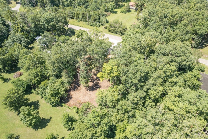 1530 Lake Drive, Ironton, Missouri 63650, 3 Bedrooms Bedrooms, 7 Rooms Rooms,2 BathroomsBathrooms,Residential,For Sale,Lake,MAR25010242