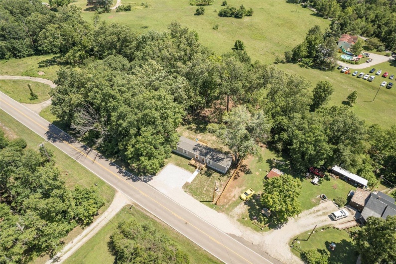 1530 Lake Drive, Ironton, Missouri 63650, 3 Bedrooms Bedrooms, 7 Rooms Rooms,2 BathroomsBathrooms,Residential,For Sale,Lake,MAR25010242