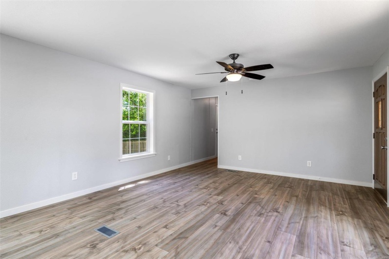 1530 Lake Drive, Ironton, Missouri 63650, 3 Bedrooms Bedrooms, 7 Rooms Rooms,2 BathroomsBathrooms,Residential,For Sale,Lake,MAR25010242