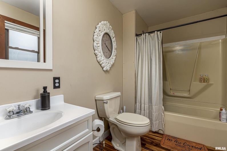 1350 WALNUT GROVE Road, New Burnside, Illinois 62967, 3 Bedrooms Bedrooms, 0 ,1 BathroomBathrooms,Residential,For Sale,WALNUT GROVE,0,RMAEB456867