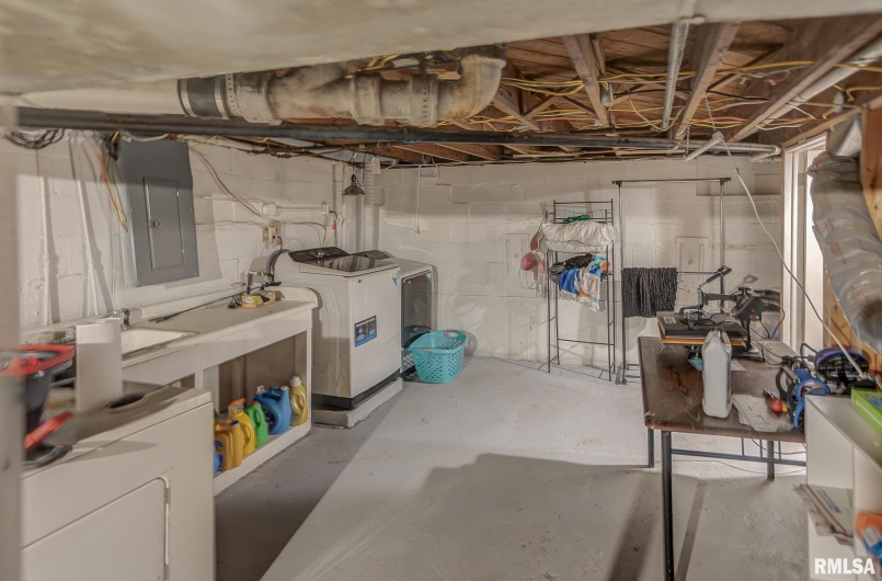 600 WASHINGTON Street, Sparta, Illinois 62286, 4 Bedrooms Bedrooms, 0 ,1 BathroomBathrooms,Residential,For Sale,WASHINGTON,0,RMAEB456878