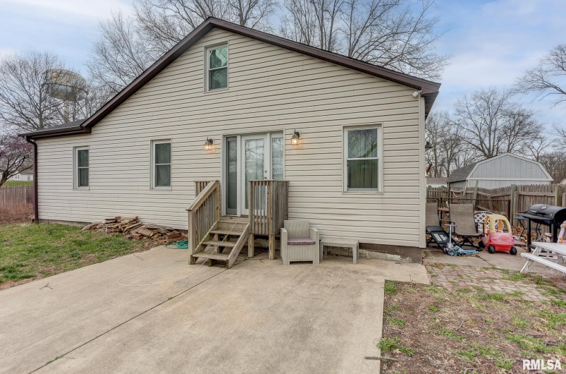 600 WASHINGTON Street, Sparta, Illinois 62286, 4 Bedrooms Bedrooms, 0 ,1 BathroomBathrooms,Residential,For Sale,WASHINGTON,0,RMAEB456878