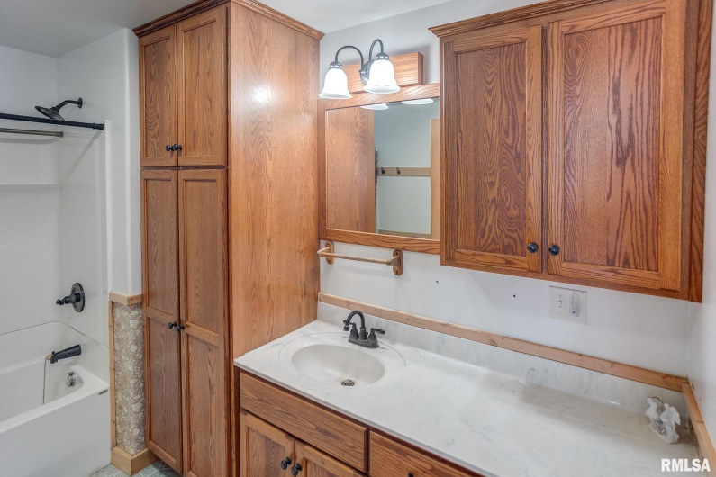1548 Koehn Road, Ava, Illinois 62907, 5 Bedrooms Bedrooms, 0 ,3 BathroomsBathrooms,Land,For Sale,Koehn,0,RMAEB456888