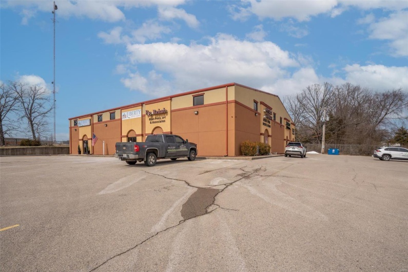 3999 Highway PP, Poplar Bluff, Missouri 63901, ,Commercial Sale,For Sale,Highway PP,MAR25009770