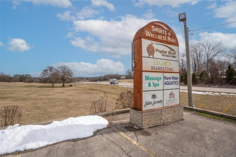3999 Highway PP, Poplar Bluff, Missouri 63901, ,Commercial Sale,For Sale,Highway PP,MAR25009770