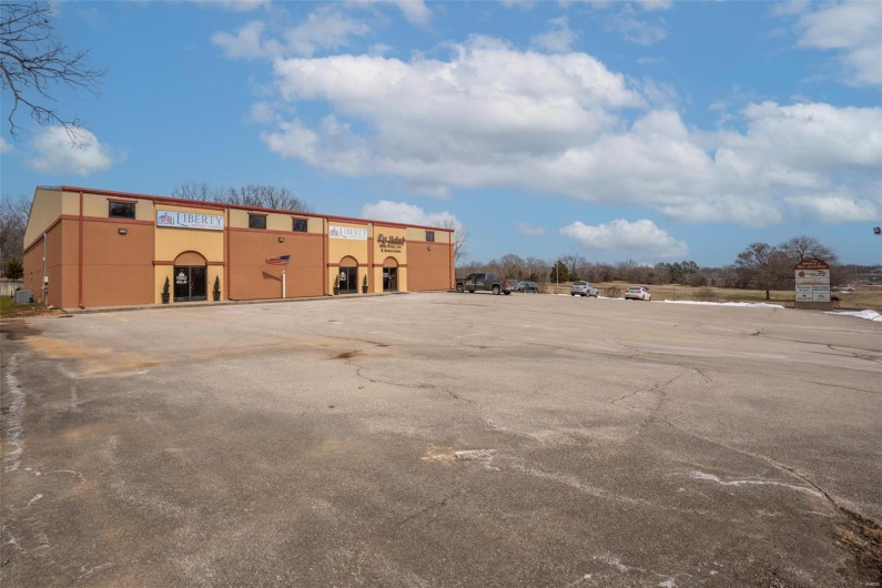 3999 Highway PP, Poplar Bluff, Missouri 63901, ,Commercial Sale,For Sale,Highway PP,MAR25009770