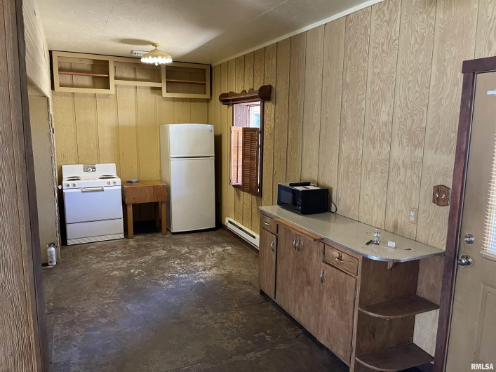6625 State Route 37 N, Goreville, Illinois 62939, 1 Bedroom Bedrooms, 0 ,1 BathroomBathrooms,Residential,For Sale,State Route 37 N,0,RMAEB456895