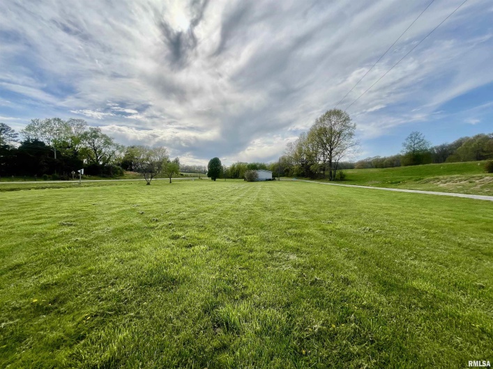 8065 State Route 146 Highway, Grantsburg, Illinois 62943, 3 Bedrooms Bedrooms, 0 ,2 BathroomsBathrooms,Residential,For Sale,State Route 146,0,RMAEB456896