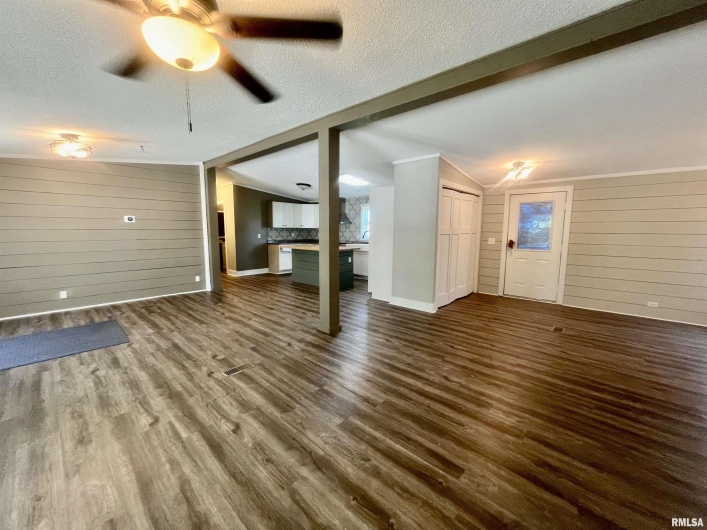 8065 State Route 146 Highway, Grantsburg, Illinois 62943, 3 Bedrooms Bedrooms, 0 ,2 BathroomsBathrooms,Residential,For Sale,State Route 146,0,RMAEB456896