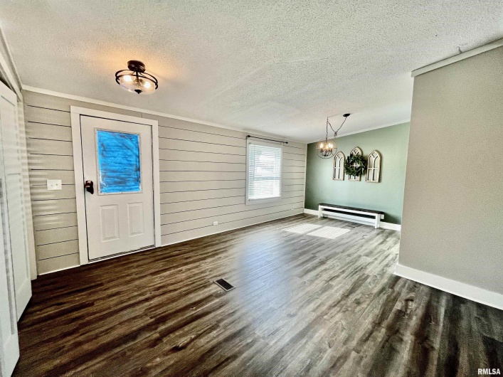 8065 State Route 146 Highway, Grantsburg, Illinois 62943, 3 Bedrooms Bedrooms, 0 ,2 BathroomsBathrooms,Residential,For Sale,State Route 146,0,RMAEB456896