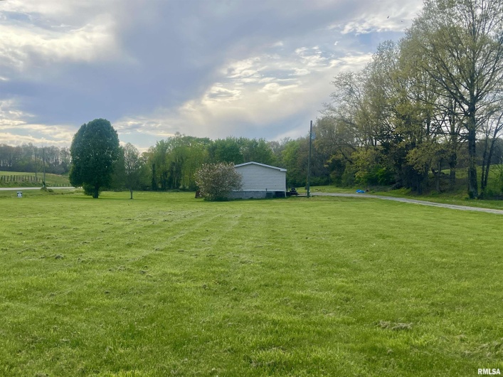8065 State Route 146 Highway, Grantsburg, Illinois 62943, 3 Bedrooms Bedrooms, 0 ,2 BathroomsBathrooms,Residential,For Sale,State Route 146,0,RMAEB456896