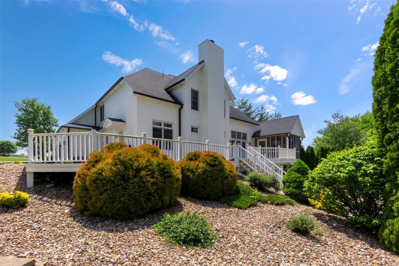 280 Hilltop Meadows Drive, Jackson, Missouri 63755, 5 Bedrooms Bedrooms, 9 Rooms Rooms,4 BathroomsBathrooms,Residential,For Sale,Hilltop Meadows,MAR25010344