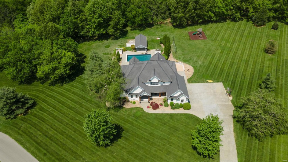 280 Hilltop Meadows Drive, Jackson, Missouri 63755, 5 Bedrooms Bedrooms, 9 Rooms Rooms,4 BathroomsBathrooms,Residential,For Sale,Hilltop Meadows,MAR25010344