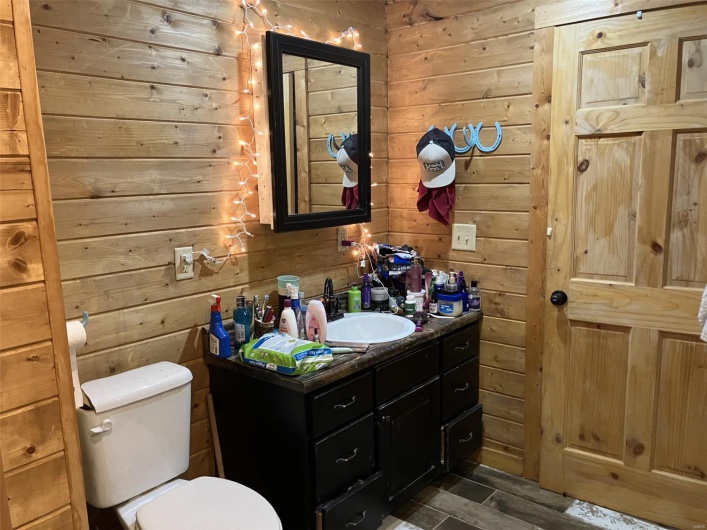21205 CO. RD. 249, Bloomfield, Missouri 63825, 3 Bedrooms Bedrooms, 8 Rooms Rooms,2 BathroomsBathrooms,Farm,For Sale,CO. RD. 249,MAR25011829