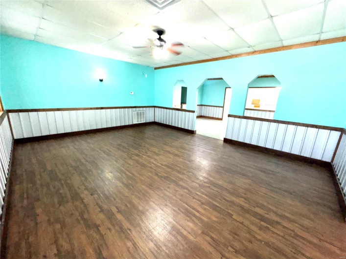 101 2nd Street, Annapolis, Missouri 63620, 9 Rooms Rooms,Residential,For Sale,2nd,MAR25010498