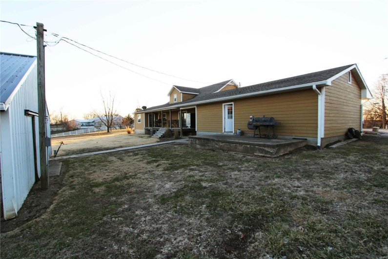9997 Main St, Altenburg, Missouri 63732, 4 Bedrooms Bedrooms, 7 Rooms Rooms,2 BathroomsBathrooms,Residential,For Sale,Main St,MAR25011860