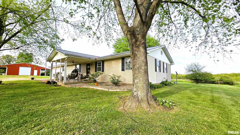 2520 America Road, Galatia, Illinois 62935, 3 Bedrooms Bedrooms, 0 ,2 BathroomsBathrooms,Residential,For Sale,America,0,RMAEB456843