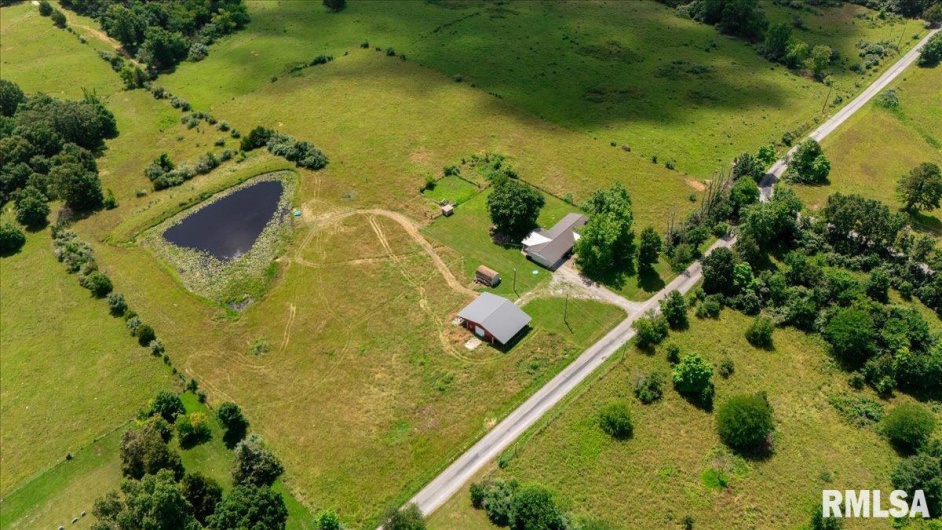 2520 America Road, Galatia, Illinois 62935, 3 Bedrooms Bedrooms, 0 ,2 BathroomsBathrooms,Residential,For Sale,America,0,RMAEB456843