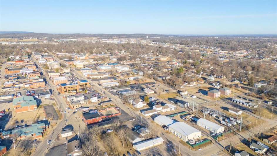 317 East Columbia, Farmington, Missouri 63640, ,Commercial Sale,For Sale,East Columbia,MAR25011656