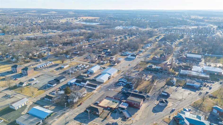 317 East Columbia, Farmington, Missouri 63640, ,Commercial Sale,For Sale,East Columbia,MAR25011656