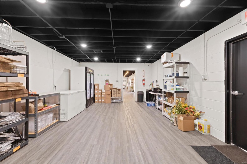 317 East Columbia, Farmington, Missouri 63640, ,Commercial Sale,For Sale,East Columbia,MAR25011656